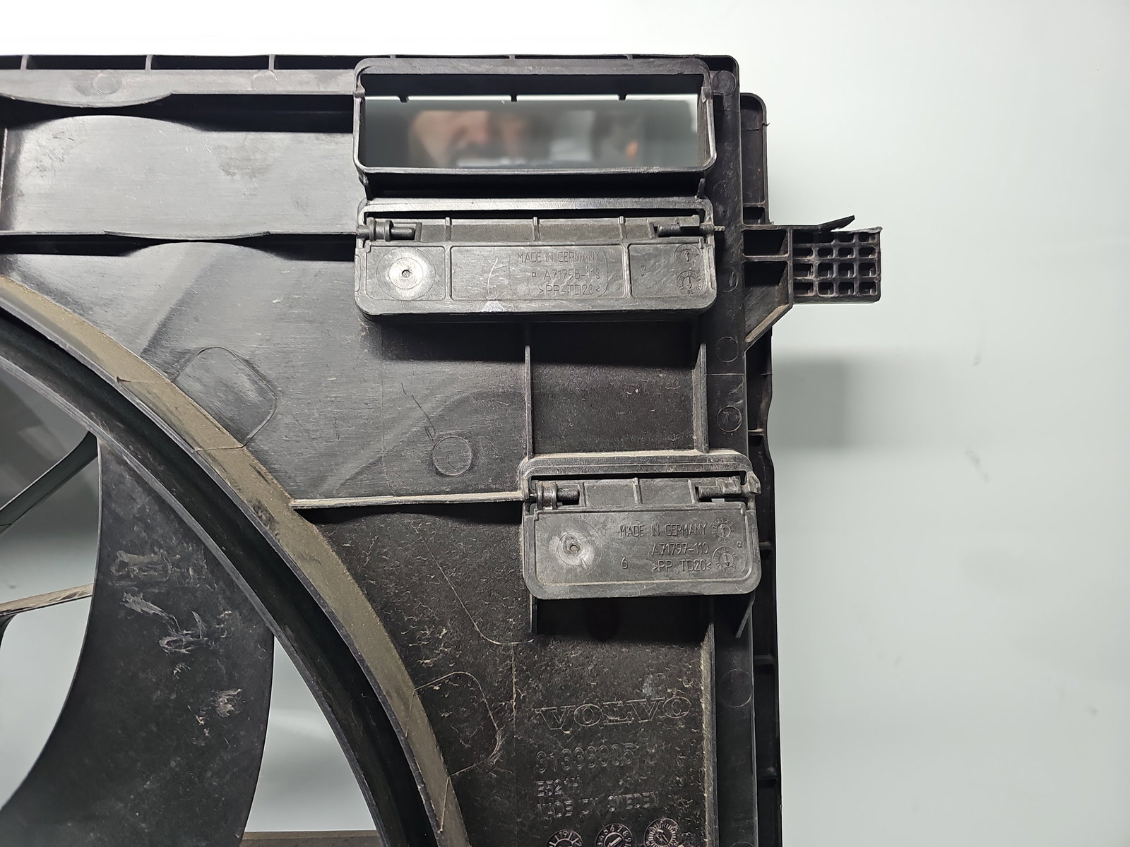 Electroventilator Volvo XC90 II [Fabr 2015-2024] 31338305 2.0 Hib B4204T 236KW / 320CP - imagine 3