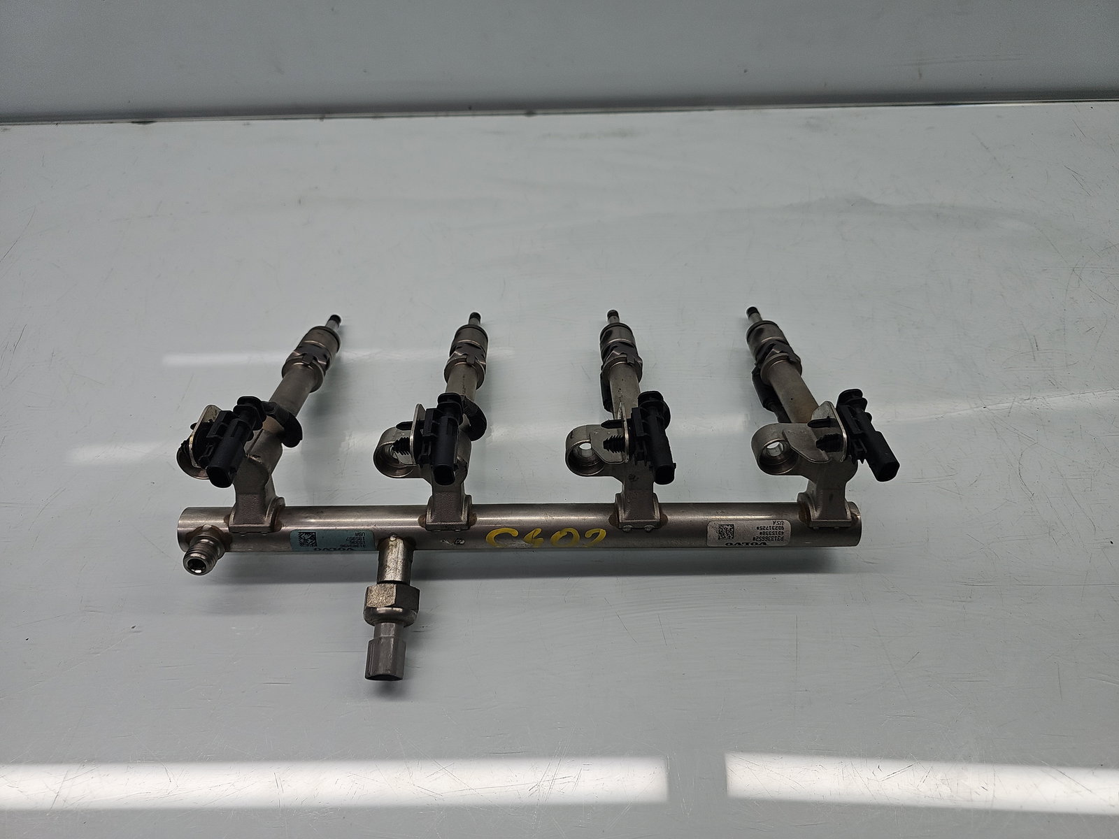 Rampa injectoare Volvo XC90 II [Fabr 2015-2024] 31303496 2.0 Hib B4204T 236KW / 320CP - imagine 1