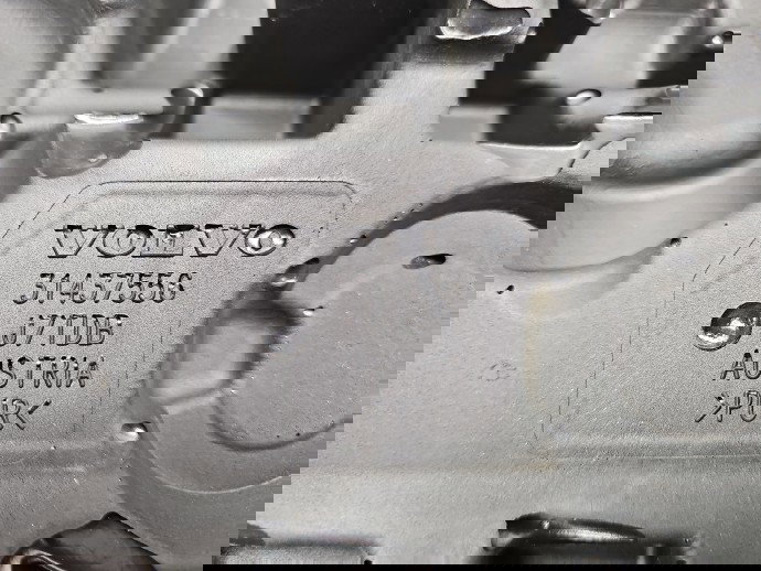 Capac motor Volvo XC90 II [Fabr 2015-2024] 31437556 2.0 Hib B4204T  236KW / 320CP