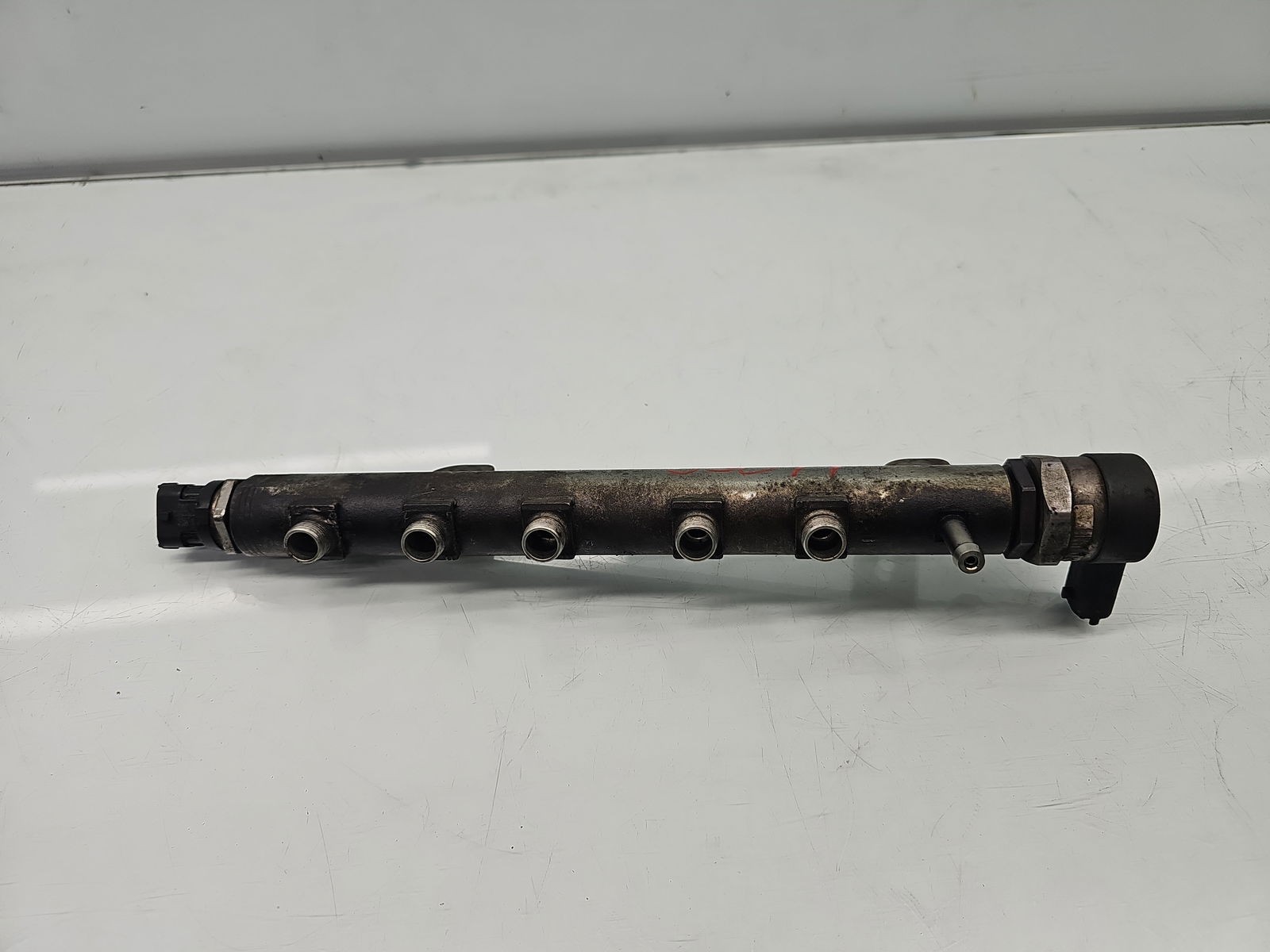 Rampa injectoare Opel Vectra C [Fabr 2003-2008] 55200266 1.9 CDTI Z19DT 88KW / 120CP - imagine 1