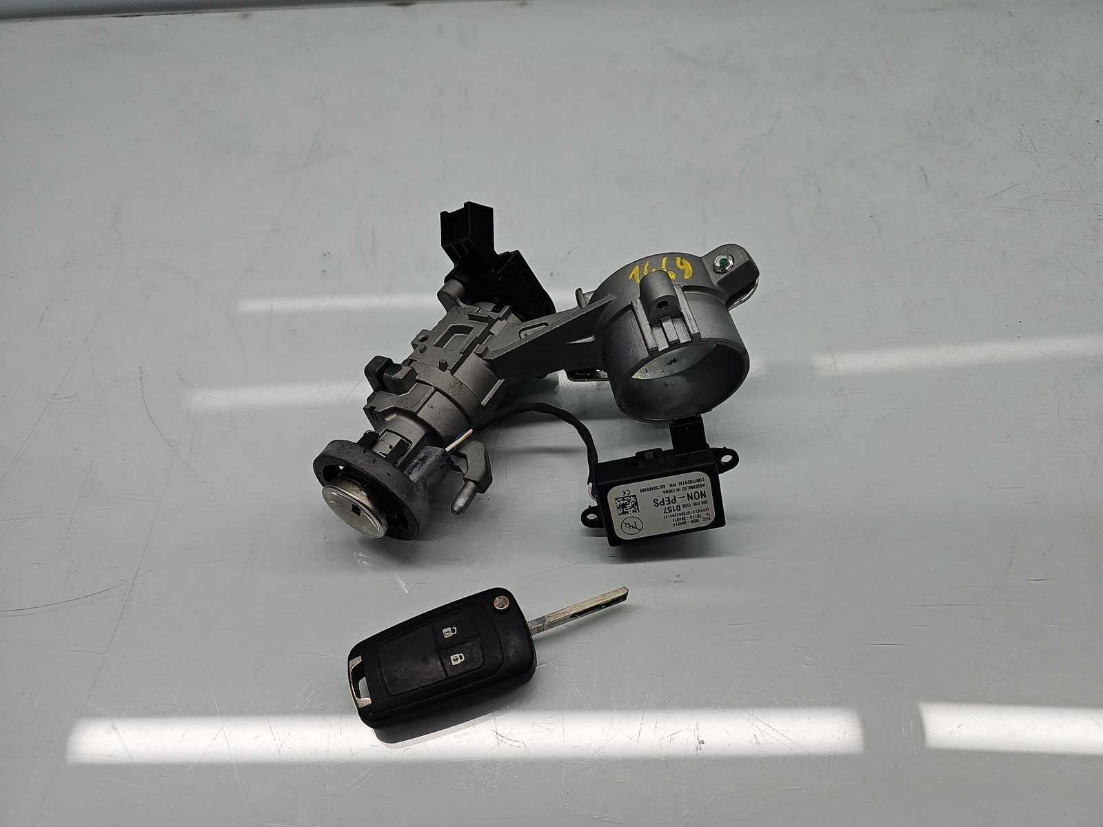 Contact cu cheie Opel Zafira C (P12) [Fabr 2011-2017] 20939745 2.0 CDTI A20DTH 118KW / 160CP - imagine 1