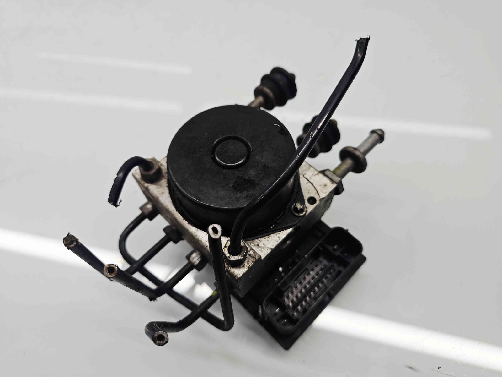 Pompa ABS Seat Ibiza 5 (6J5) [Fabr 2008-2017] 6R0907379S 1.6 TDI CAYC 77KW / 105CP - imagine 3