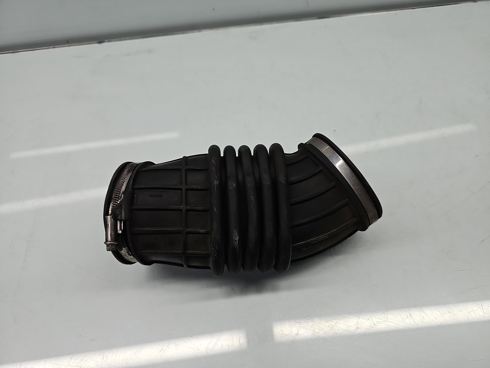 Tub admisie aer Volvo XC90 II [Fabr 2015-2024] 31370326 2.0 Hib B4204T 236KW / 320CP - imagine 1