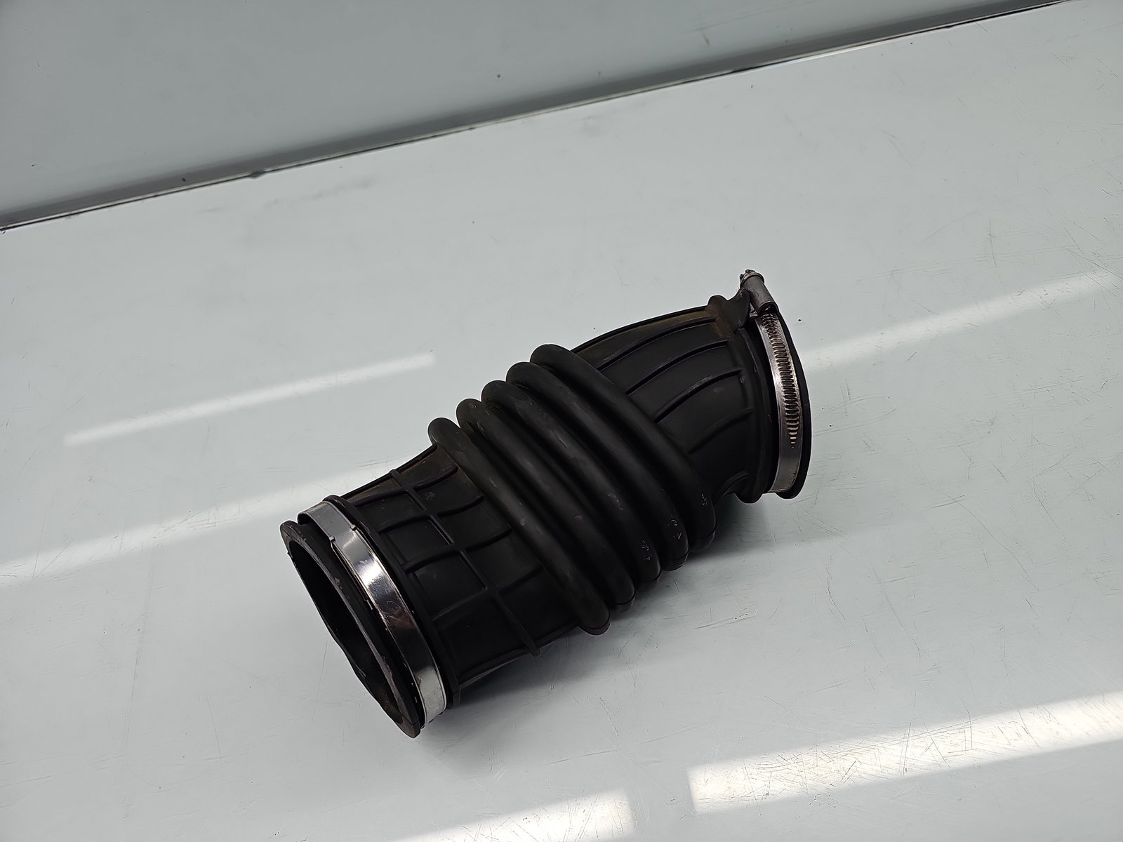 Tub admisie aer Volvo XC90 II [Fabr 2015-2024] 31370326 2.0 Hib B4204T 236KW / 320CP - imagine 2