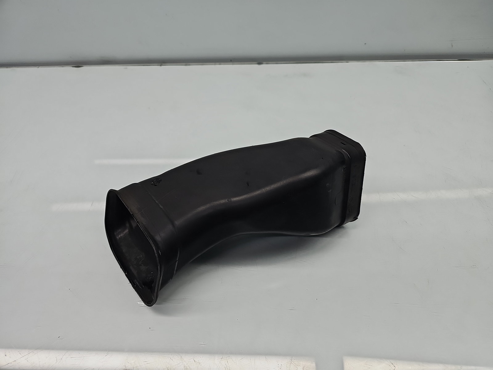 Difuzor captare aer Volvo XC90 II [Fabr 2015-2024] 31370228 - imagine 3