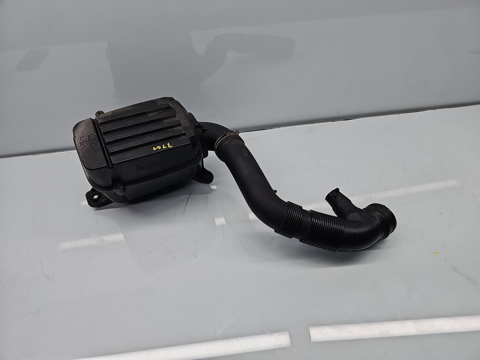 Carcasa filtru aer Skoda Octavia 2 (1Z3) [Fabr 2004-2013] 1F0129607 1.6 Benz BGU 75KW / 102CP - imagine 1