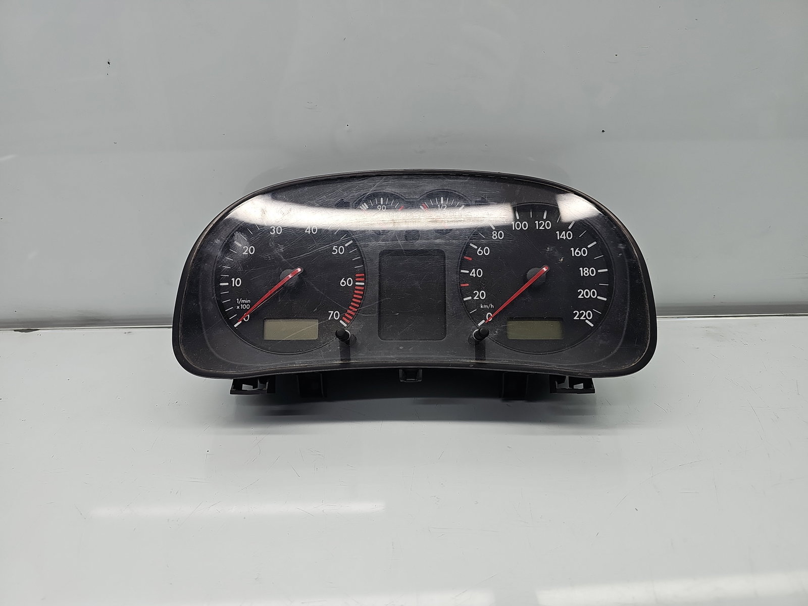 Ceas bord Volkswagen Golf 4 (1J1) [Fabr 1997-2004] 1J0920805