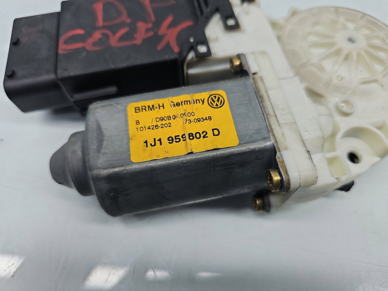 Motoras geam dreapta fata Volkswagen Golf 4 (1J1) [Fabr 1997-2004] 1J1959802D - imagine 5