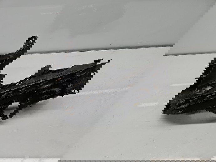 Suport far stanga AUDI A5 Cabriolet (8F7) [Fabr 2009-2015] 8T0805607L