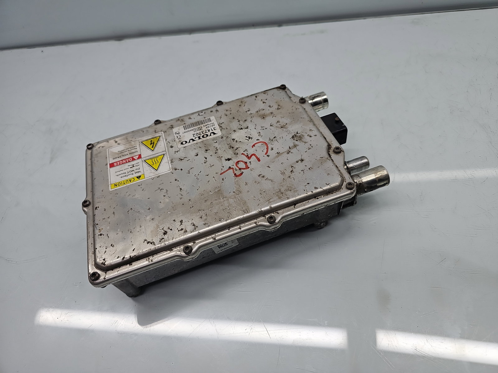 Convertizor de tensiune Volvo XC90 II [Fabr 2015-2024] 31473702 - imagine 4