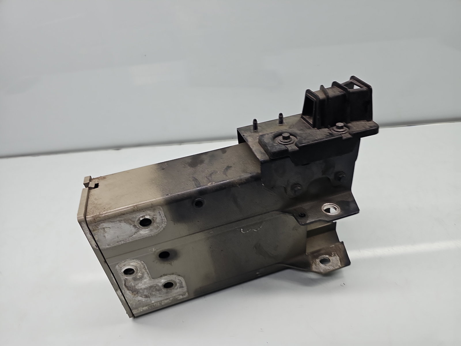 Cap lonjeron dreapta Volvo XC90 II [Fabr 2015-2024] 31448668 - imagine 3