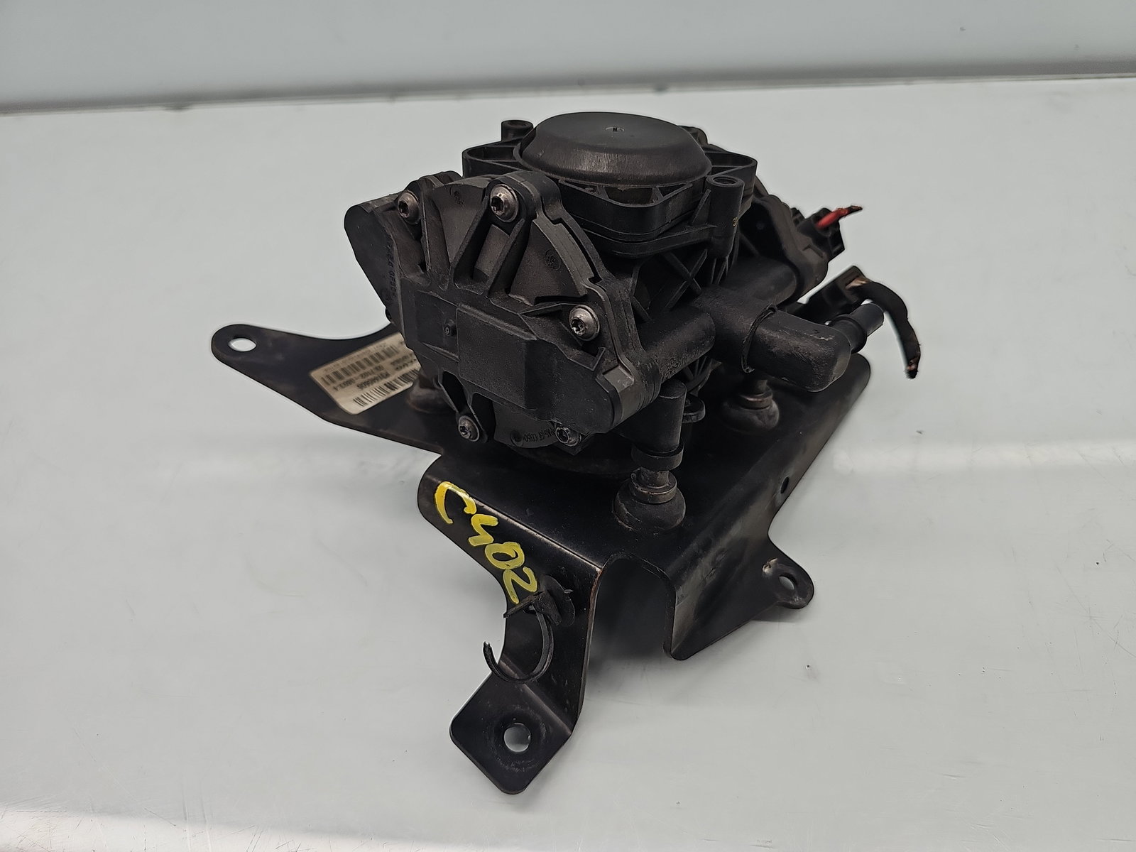 Pompa vacuum Volvo XC90 II [Fabr 2015-2024] P31445606 2.0 Hib B4204T 236KW / 320CP - imagine 2