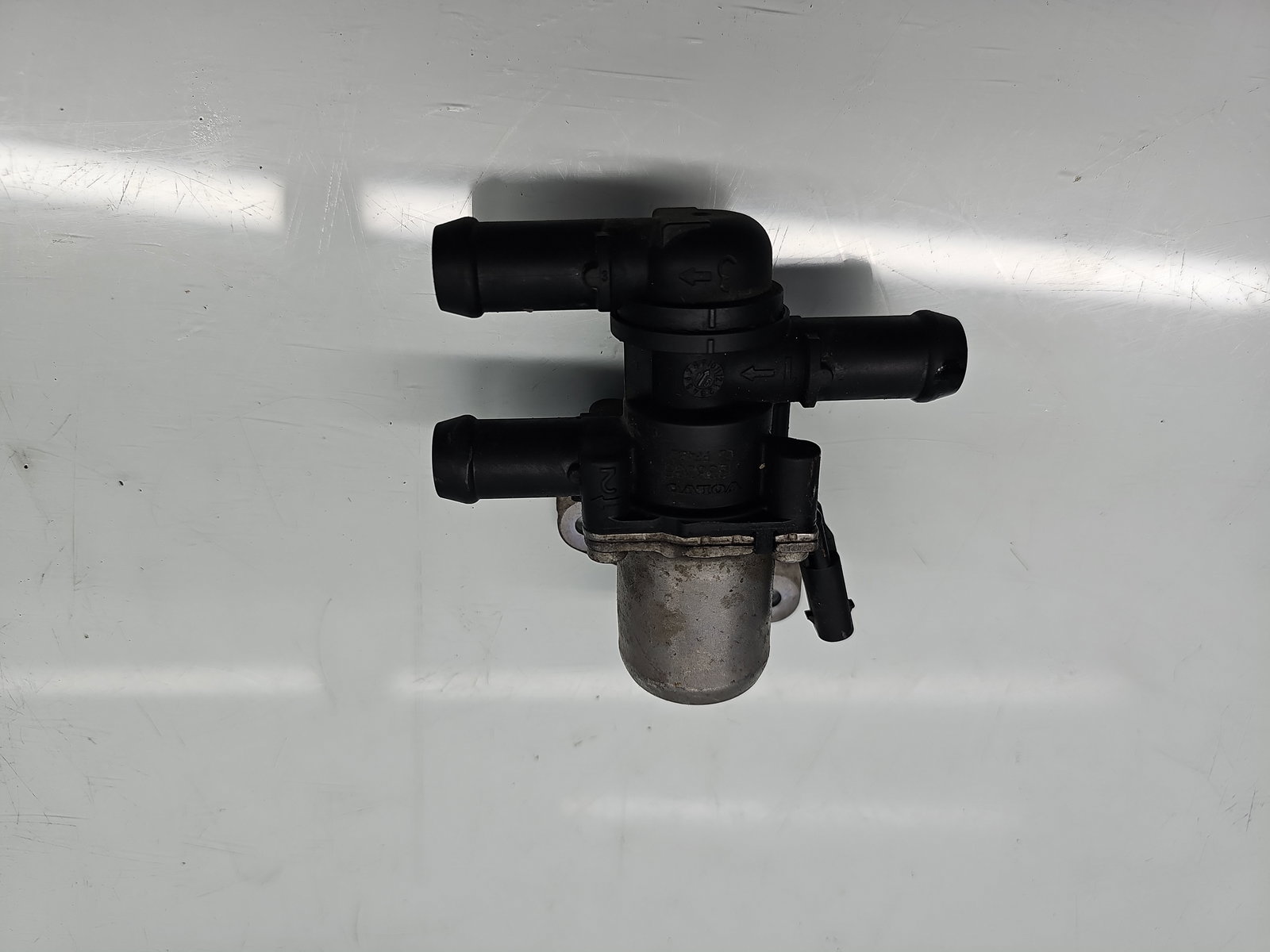 Pompa apa Volvo XC90 II [Fabr 2015-2024] 31338385 2.0 Hib B4204T 236KW / 320CP - imagine 1