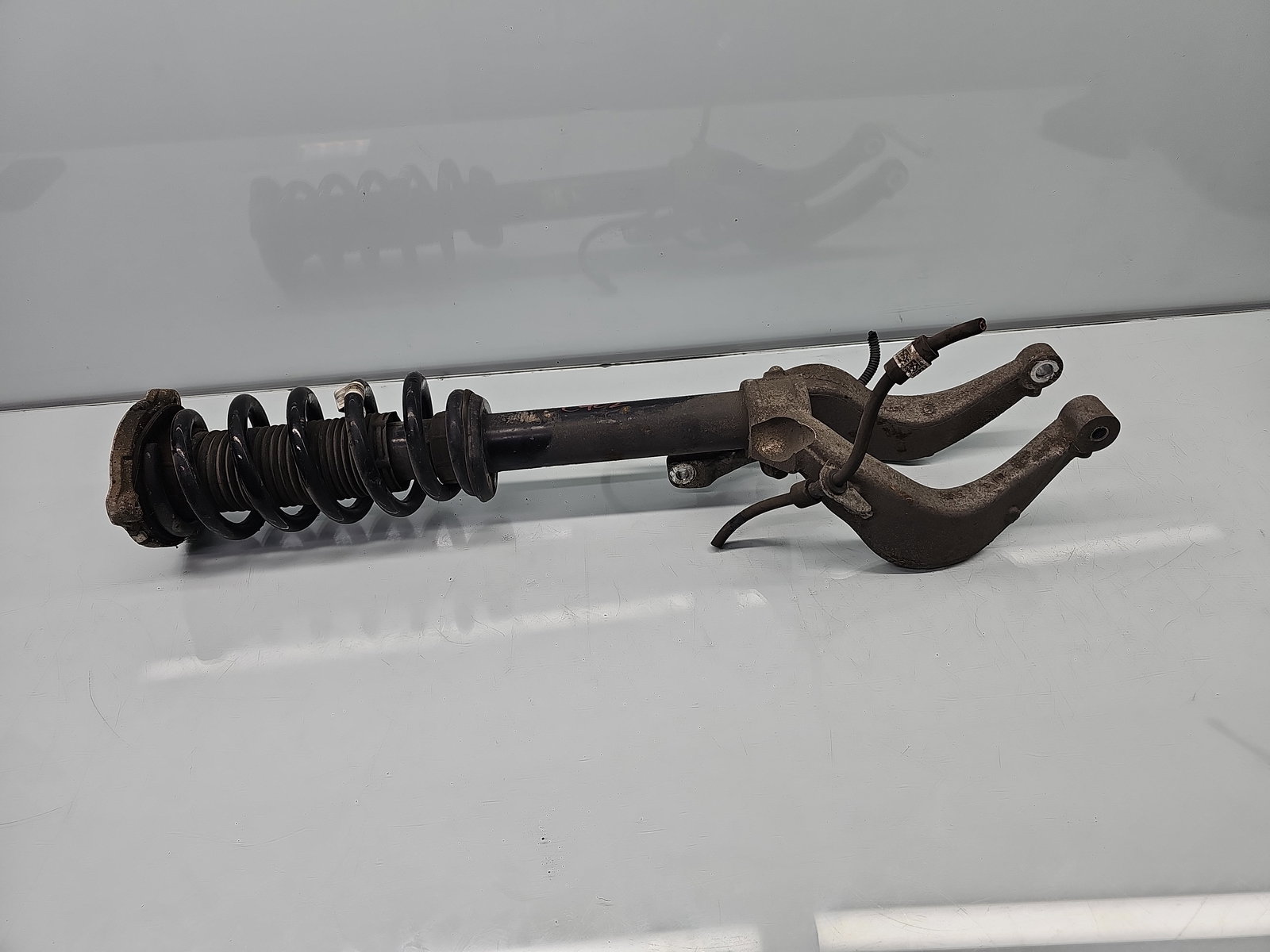 Amortizor stanga fata Volvo XC90 II [Fabr 2015-2024] 2.0 Hib B4204T 236KW / 320CP - imagine 1