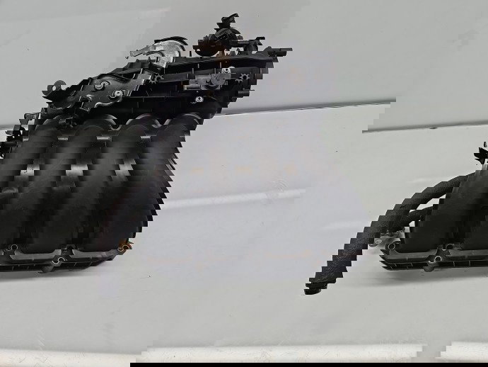 Galerie admisie Bmw 1 (E81, E87) [Fabr 2004-2010] 7560340 2.0 Benz N43B20 105KW / 143CP