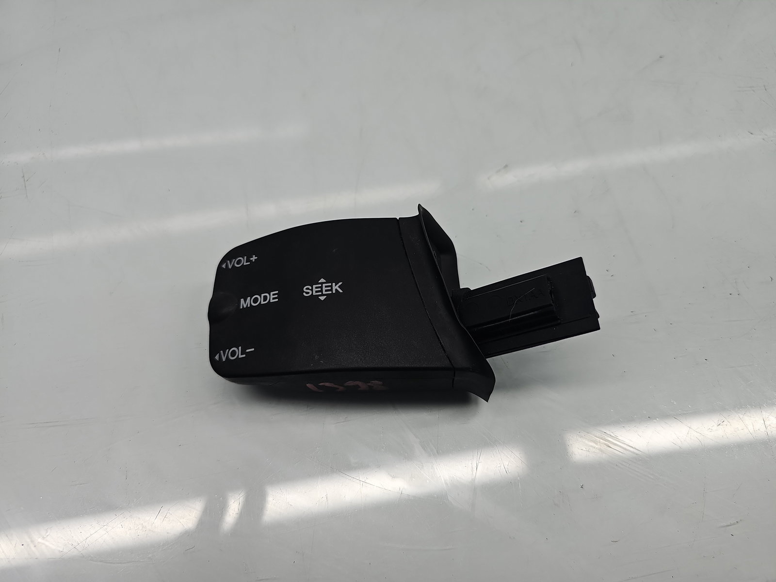 Comenzi volan Ford Focus 2 (DA) [Fabr 2004-2012] 3M5T-14K147AD - imagine 1