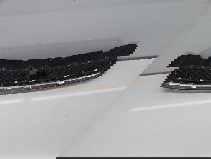 Grila bara fata Ford Focus 2 (DA) [Fabr 2004-2012] 4M51-8138-AE