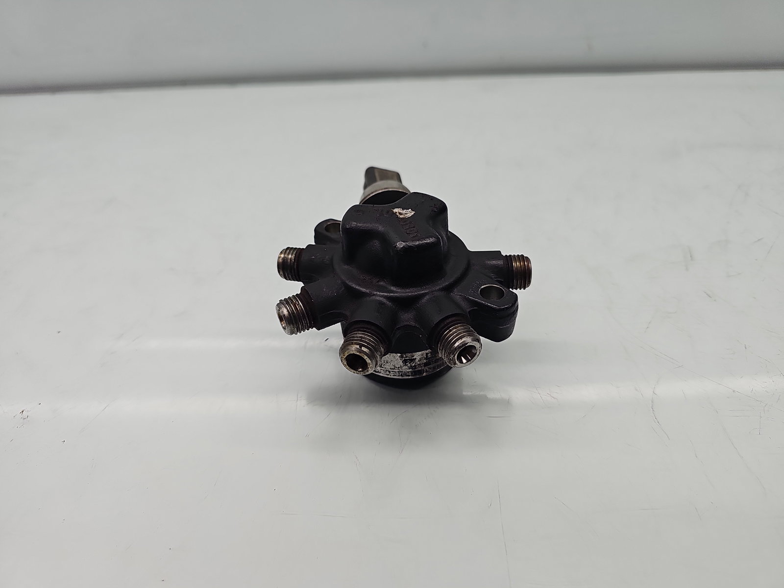 Rampa injectoare Ford Focus 2 (DA) [Fabr 2004-2012] OEM 1.8 TDCI KKDA 85KW / 117CP - imagine 2