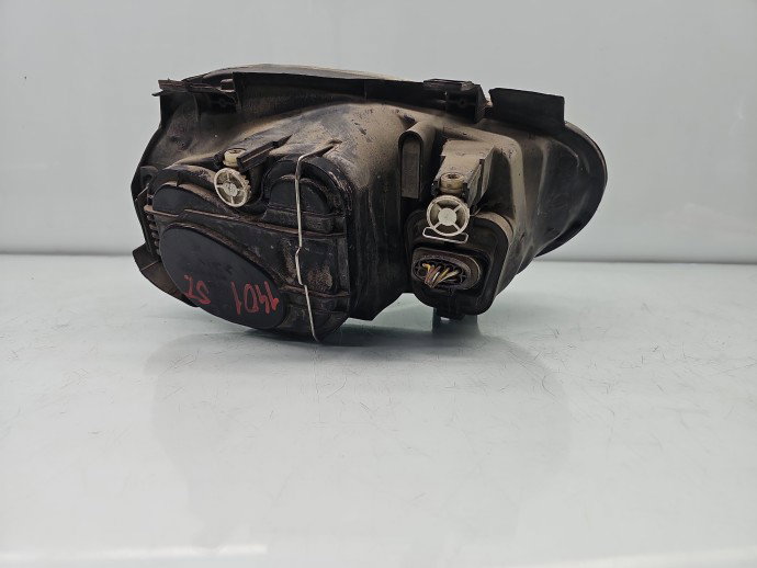 Far stanga Volkswagen Golf 4 (1J1) [Fabr 1997-2004] OEM
