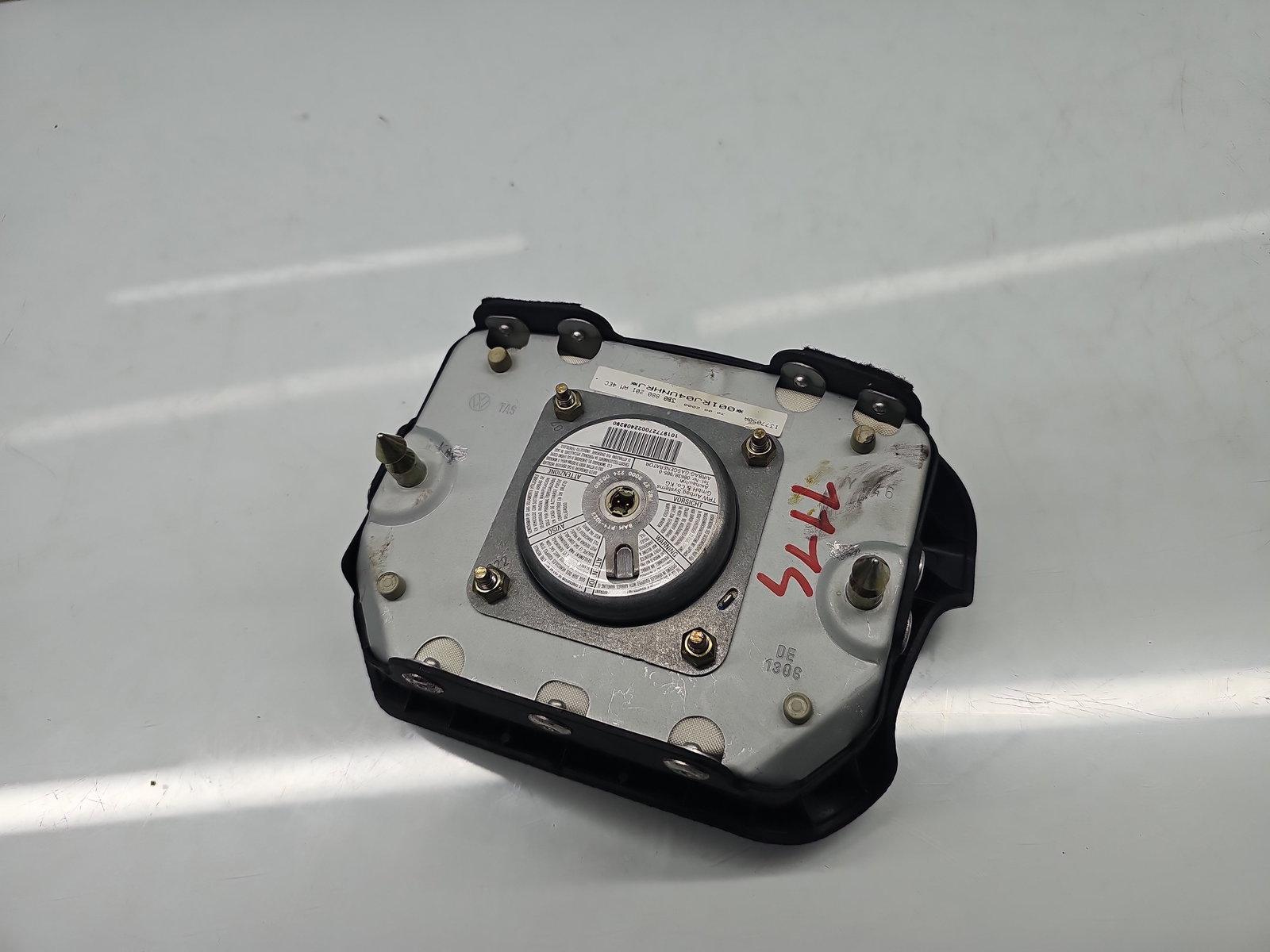 Airbag volan Volkswagen Golf 4 (1J1) [Fabr 1997-2004] 3b0880201am - imagine 4