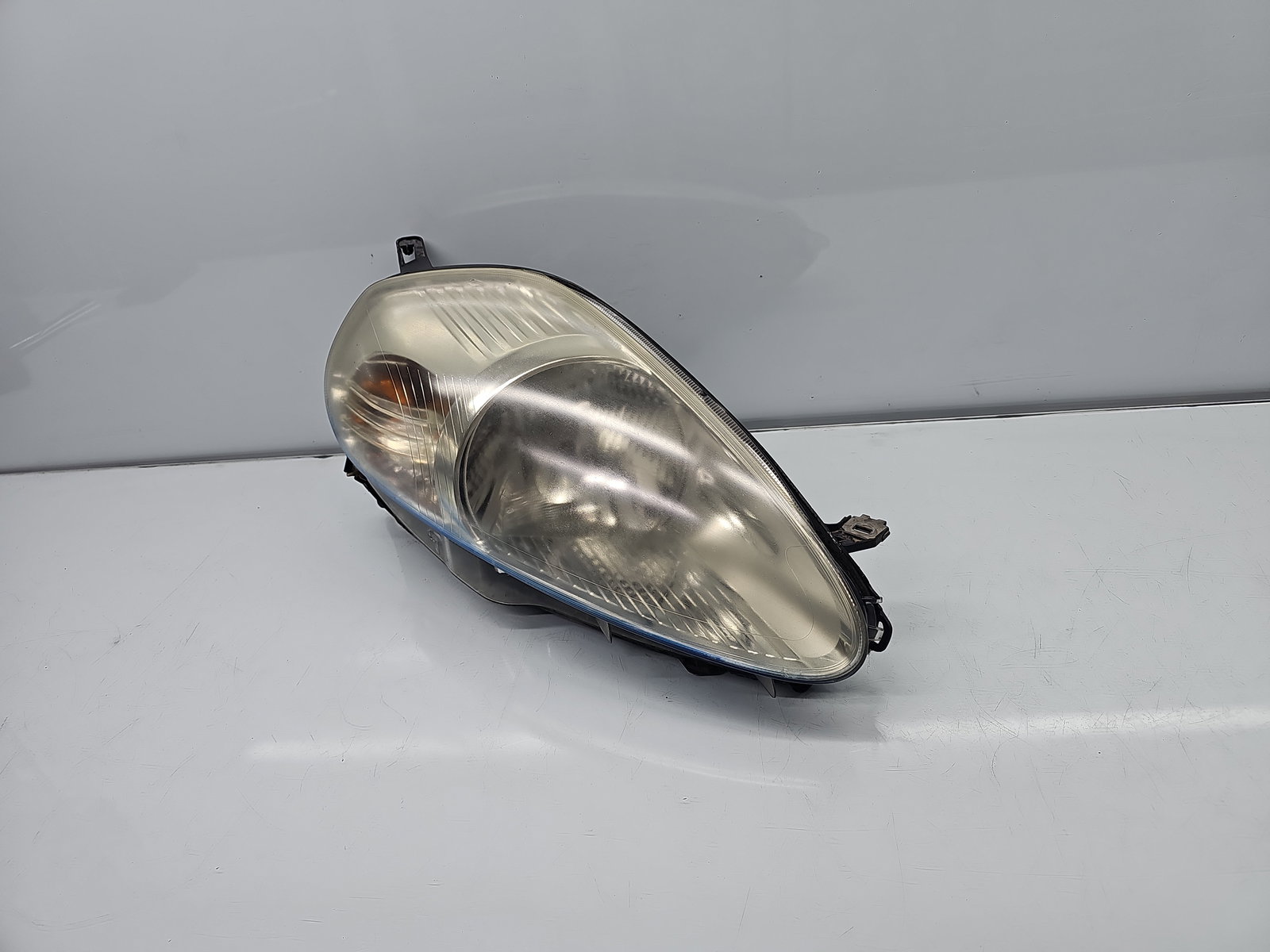 Far dreapta Fiat Grande Punto (199) [Fabr 2005-2009] 89101388 - imagine 2