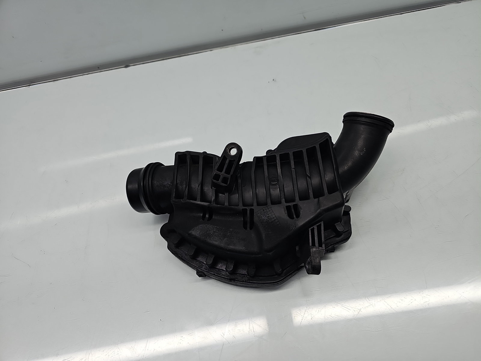 Rezonator aer Mercedes Clasa E (W212) [Fabr 2009-2016] A6421403487 3.0 CDI 642852 195KW / 265CP - imagine 2