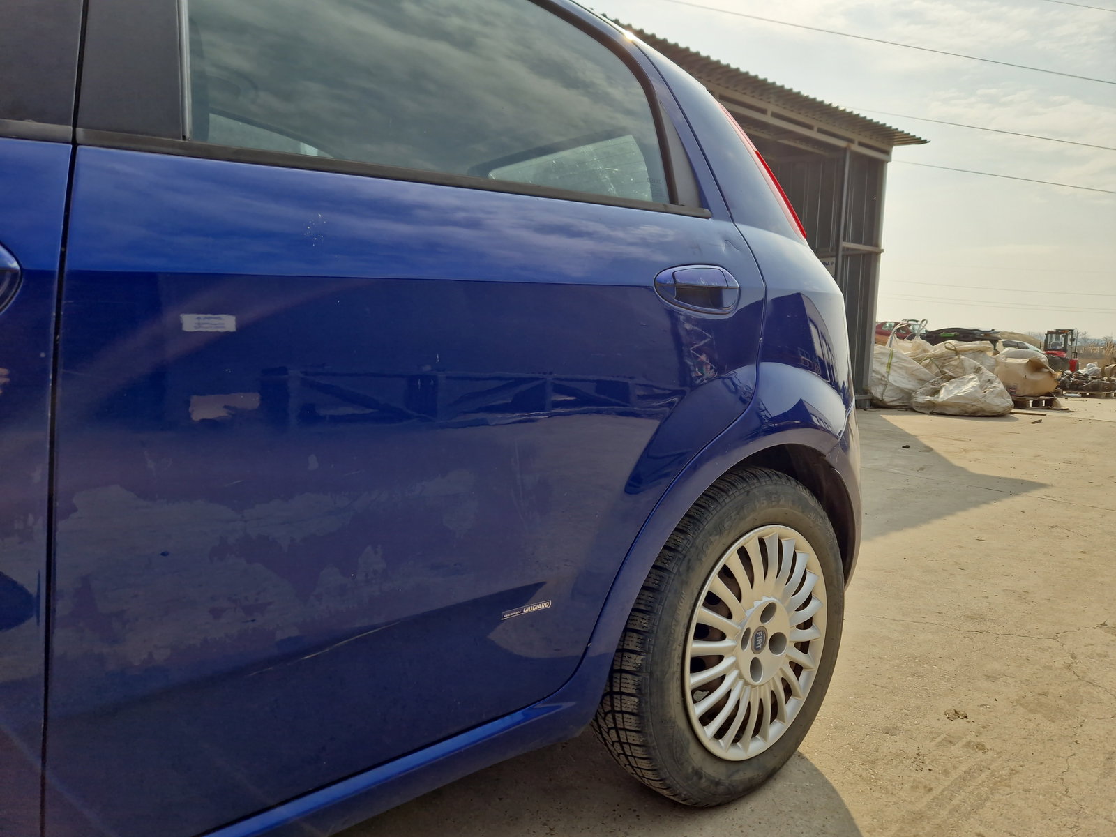 Aripa stanga spate Fiat Punto (199) [Fabr 2010-2018] OEM - imagine 3