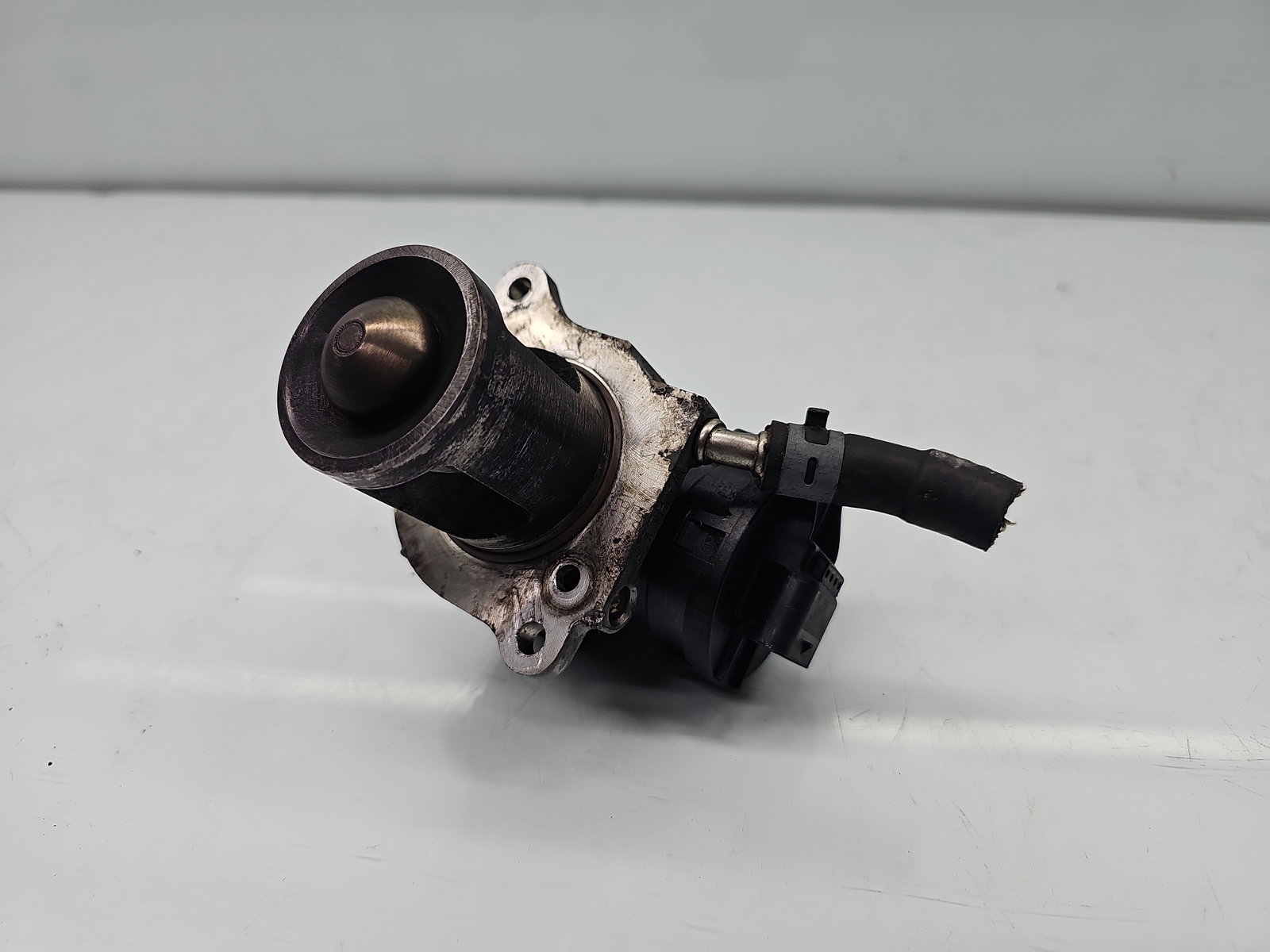 Supapa EGR Mercedes Clasa E (W212) [Fabr 2009-2016] A6421401060 3.0 CDI 642852 195KW / 265CP - imagine 3