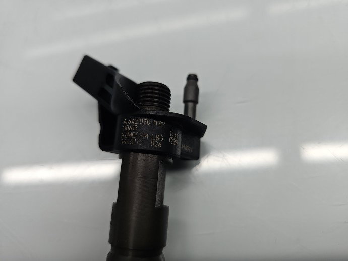 Injector Mercedes Clasa E (W212) [Fabr 2009-2016] A6420701187 3.0 CDI 642852 195KW / 265CP