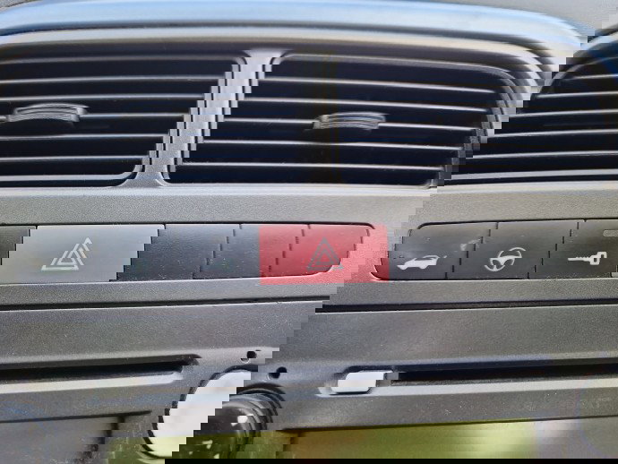 Butoane comenzi consola centrala Fiat Grande Punto (199) [Fabr 2005-2009] OEM