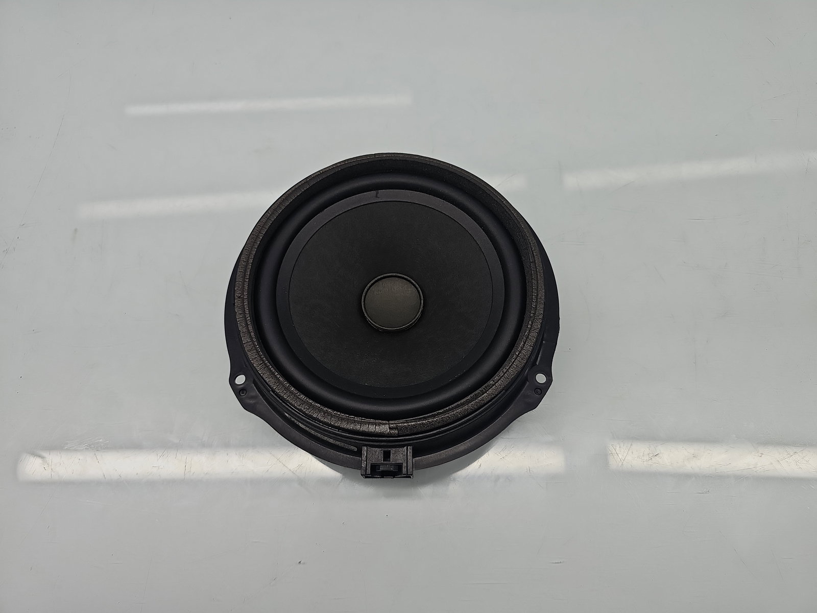 Boxa stanga spate Jaguar XF (X250) [Fabr 2008-2015] Facelift AW93-18808-FC - imagine 1