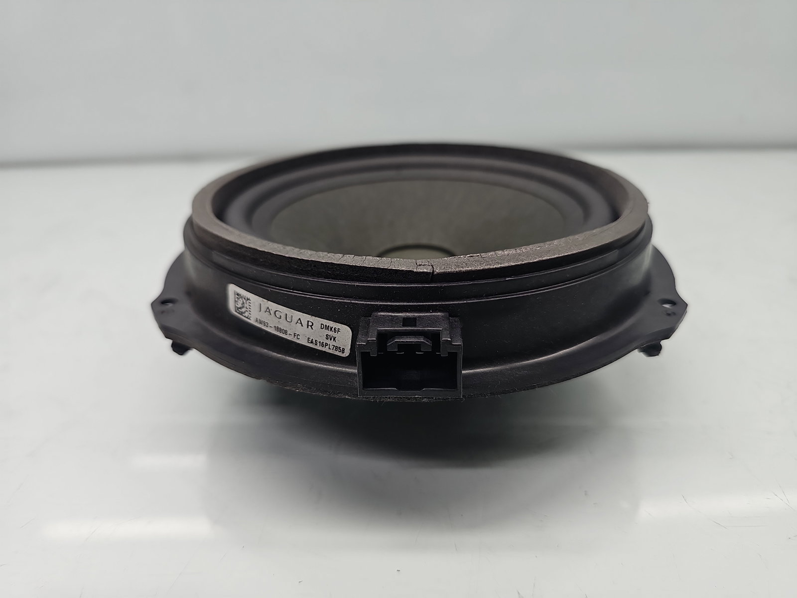 Boxa stanga spate Jaguar XF (X250) [Fabr 2008-2015] Facelift AW93-18808-FC - imagine 2