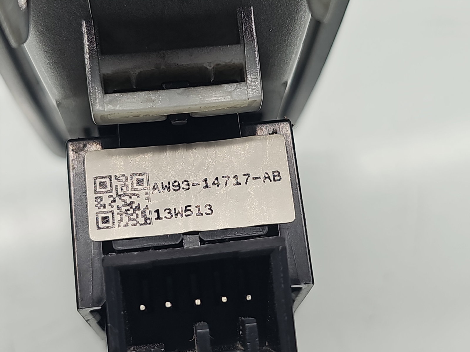 Buton geam dreapta fata Jaguar XF (X250) [Fabr 2008-2015] Facelift AW93-14717-AB - imagine 5