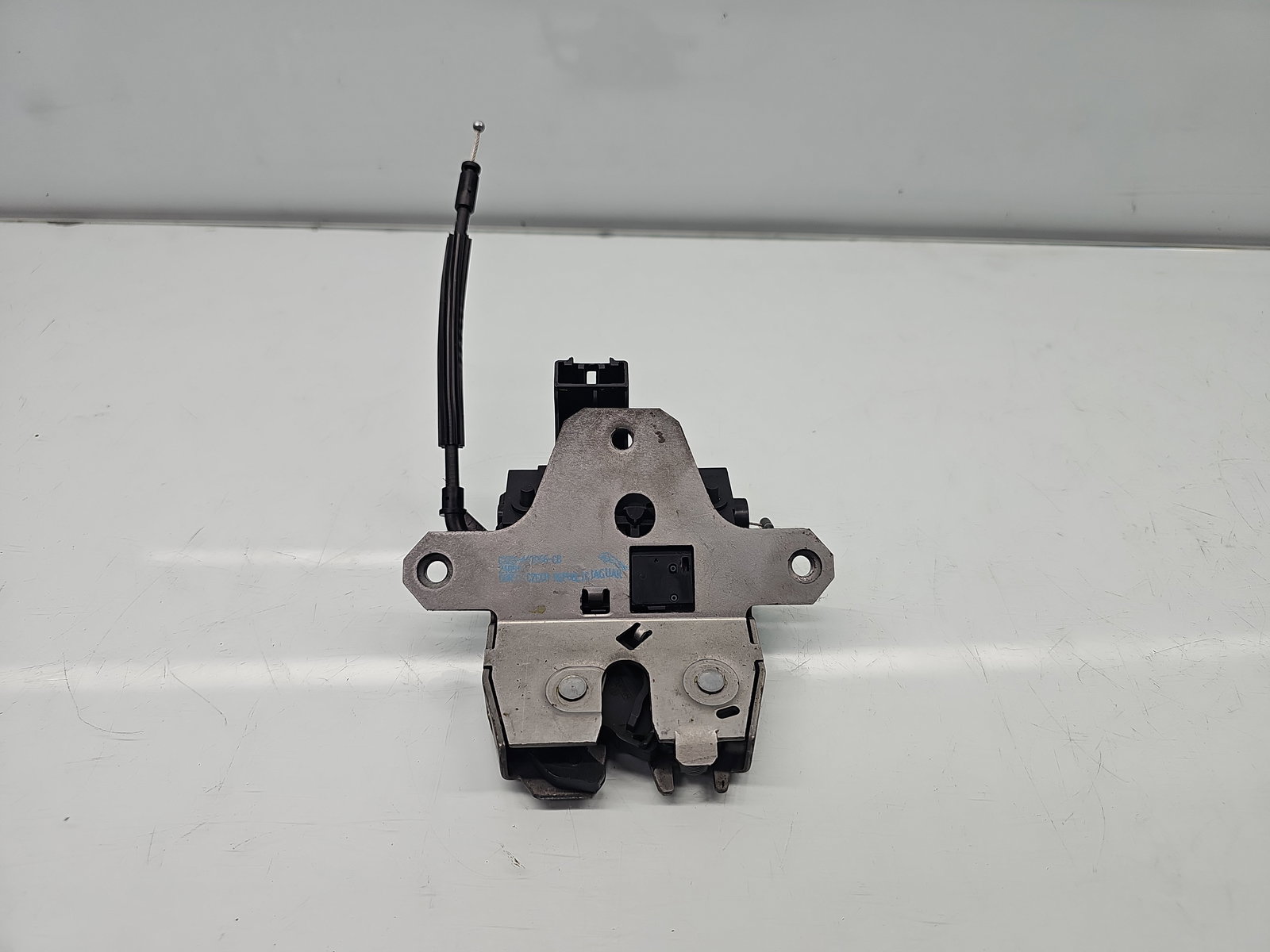 Broasca capota spate Jaguar XF (X250) [Fabr 2008-2015] Facelift Berlina CX23-442A66-CB - imagine 1