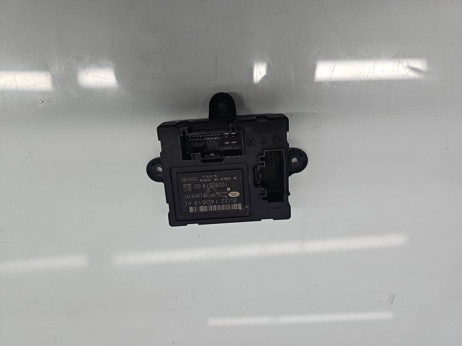 Modul confort Jaguar XF (X250) [Fabr 2008-2015] Facelift BJ32 14D618 AC - imagine 1