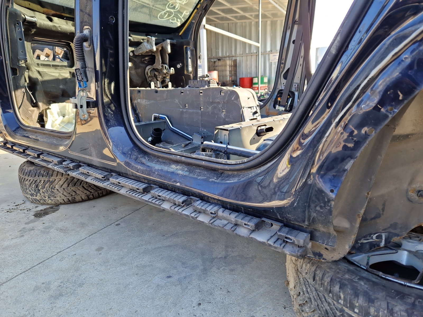 Prag lateral stanga Volvo XC90 II [Fabr 2015-2024] SUV OEM - imagine 2