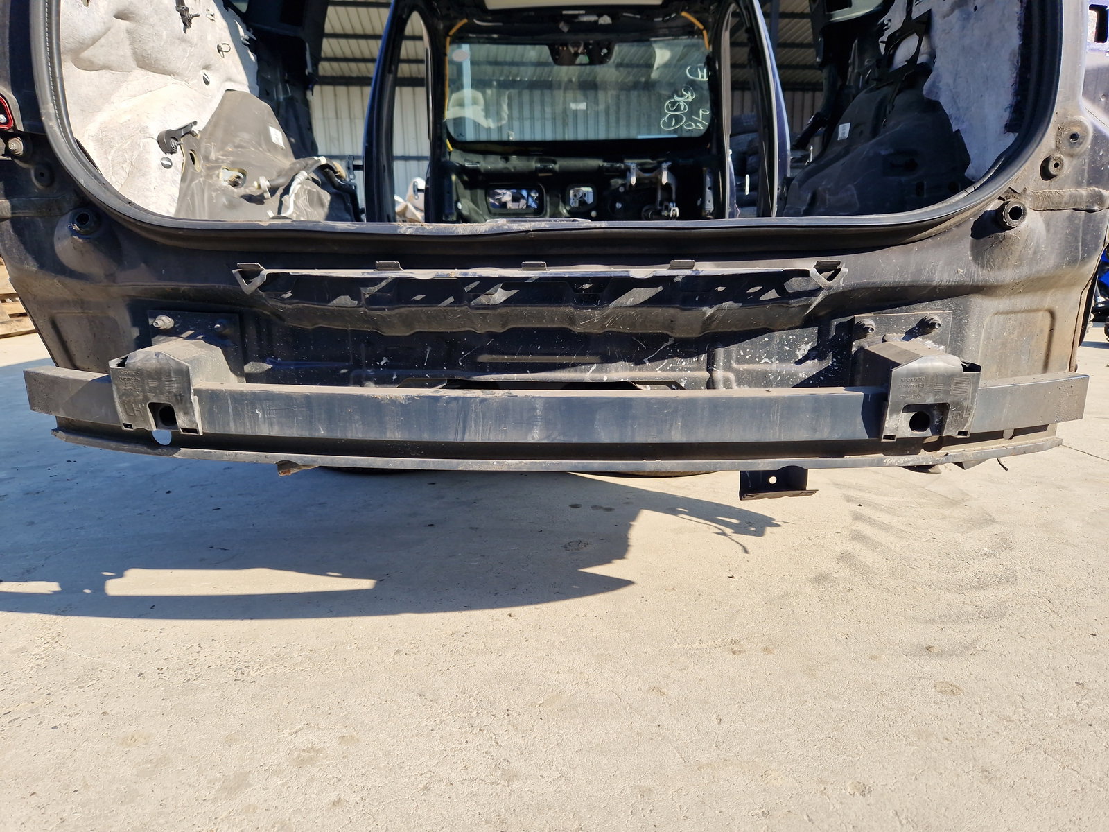 Armatura bara spate Volvo XC90 II [Fabr 2015-2024] SUV 31407790LH - imagine 1