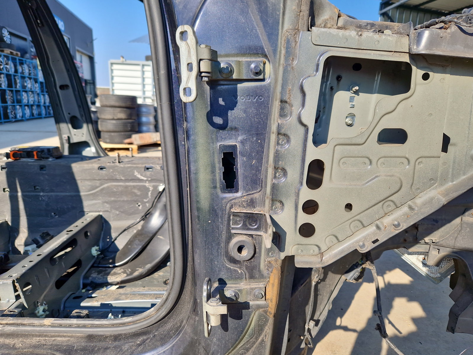 Set balamale usa dreapta fata Volvo XC90 II [Fabr 2015-2024] SUV OEM - imagine 1