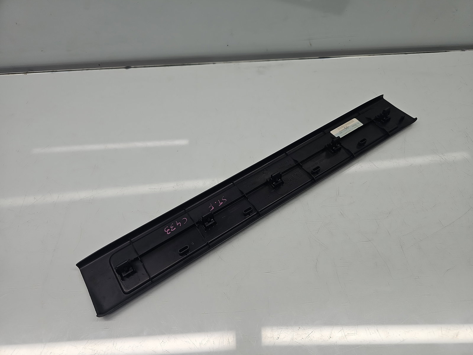 Ornament prag stanga fata Jaguar XF (X250) [Fabr 2008-2015] Facelift Berlina 8X23-13201-A - imagine 3