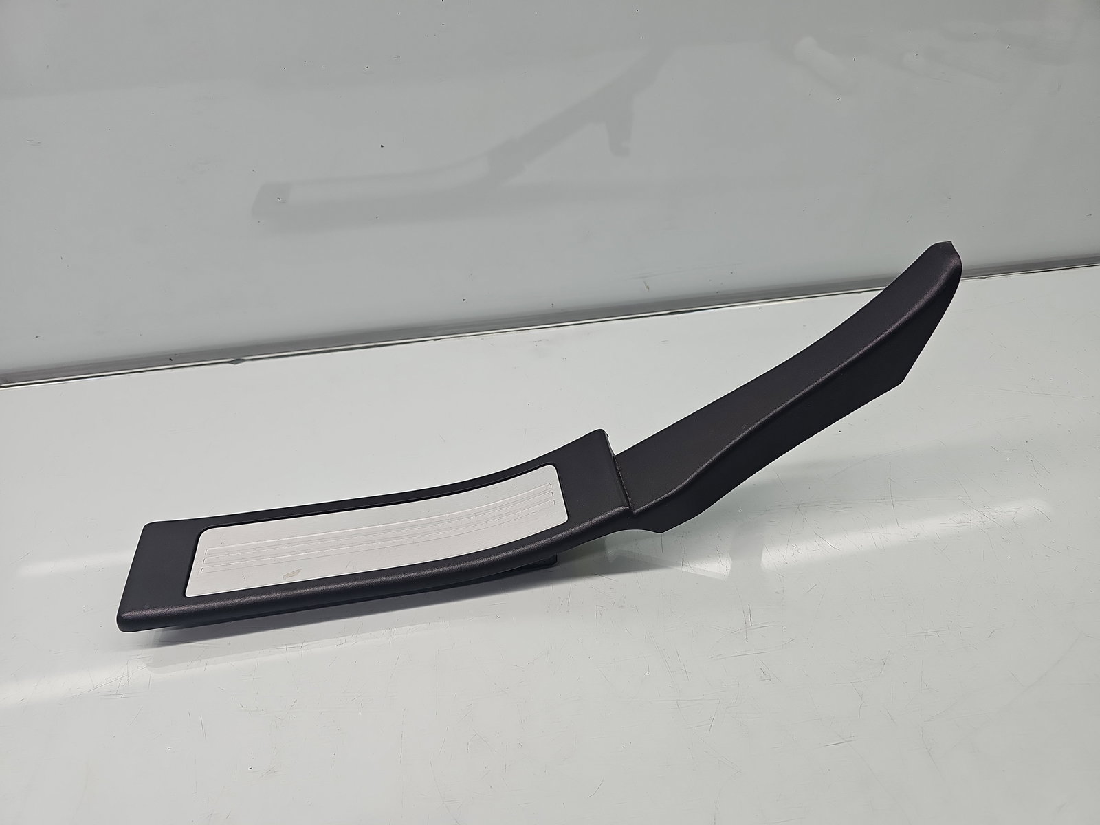 Ornament prag dreapta spate Jaguar XF (X250) [Fabr 2008-2015] Facelift Berlina 8X23-F13244-A - imagine 2