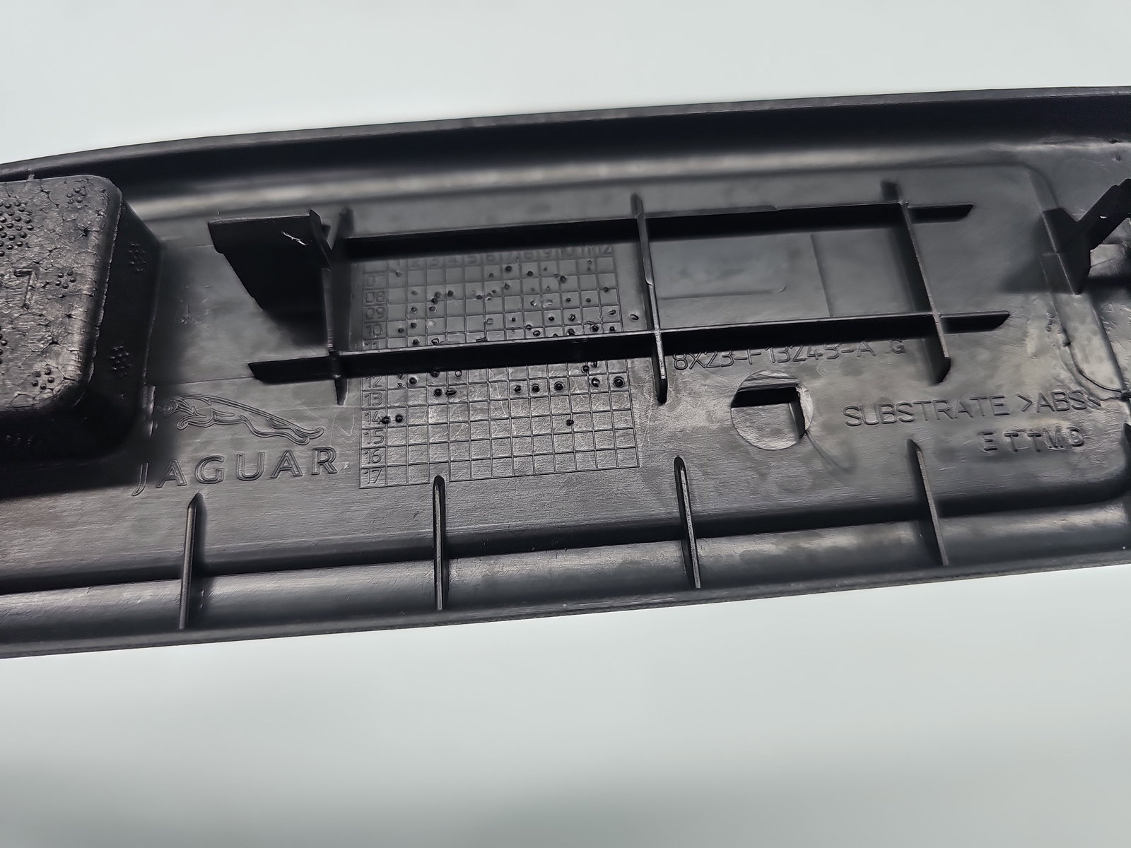 Ornament prag stanga spate Jaguar XF (X250) [Fabr 2008-2015] Facelift Berlina 8X23-F13245-A - imagine 5