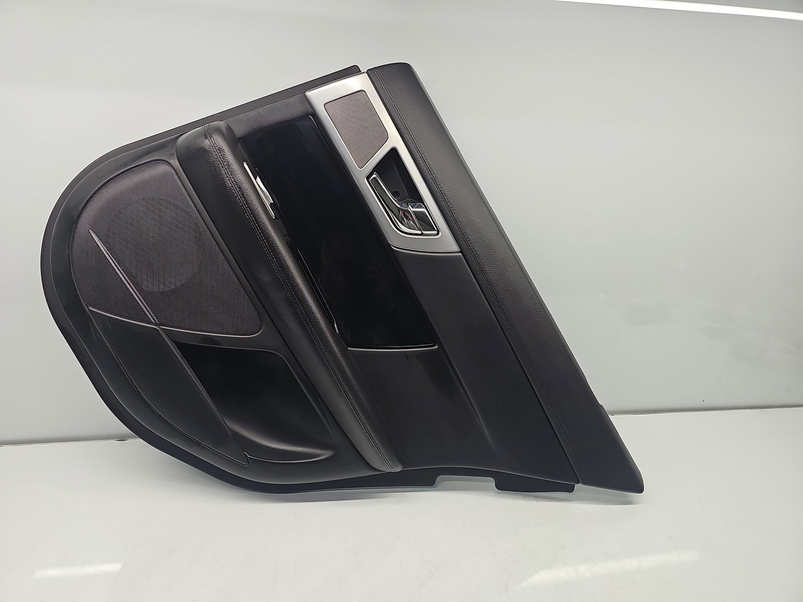 Tapiterie usa dreapta spate Jaguar XF (X250) [Fabr 2008-2015] Facelift 8X23-F274A30-A - imagine 1