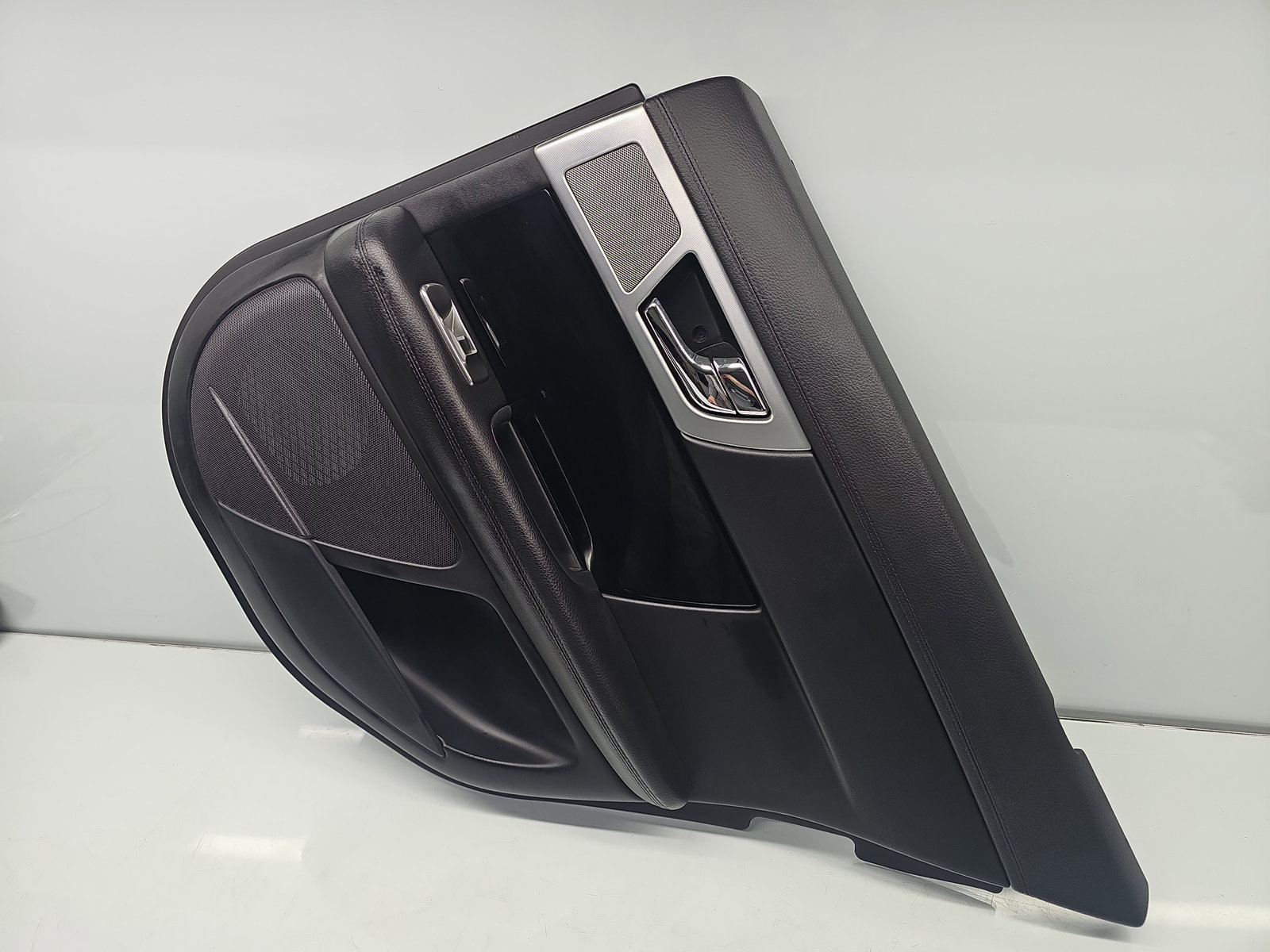 Tapiterie usa dreapta spate Jaguar XF (X250) [Fabr 2008-2015] Facelift 8X23-F274A30-A - imagine 2