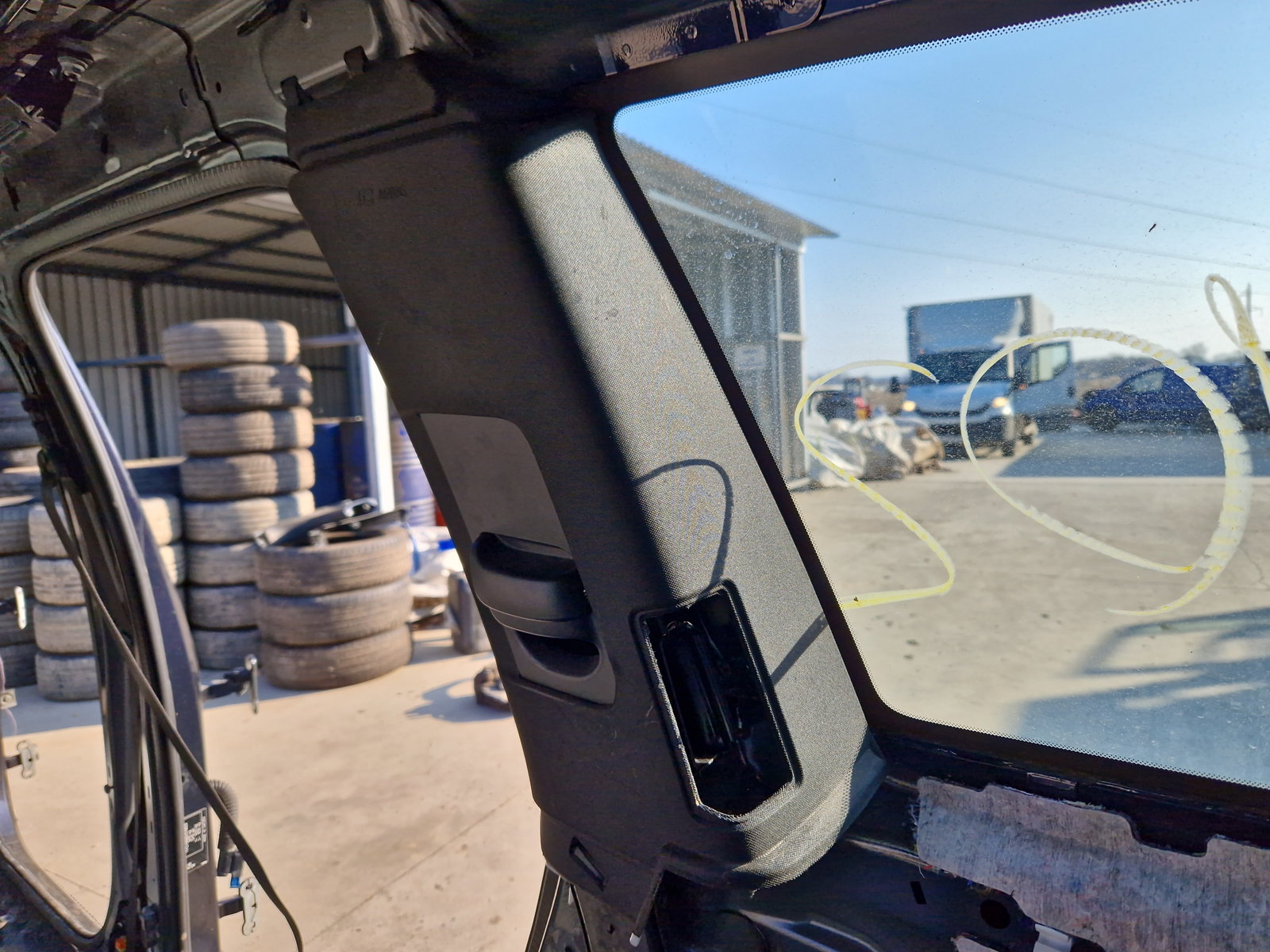 Ornament stalp dreapta Volvo XC90 II [Fabr 2015-2024] SUV OEM - imagine 2