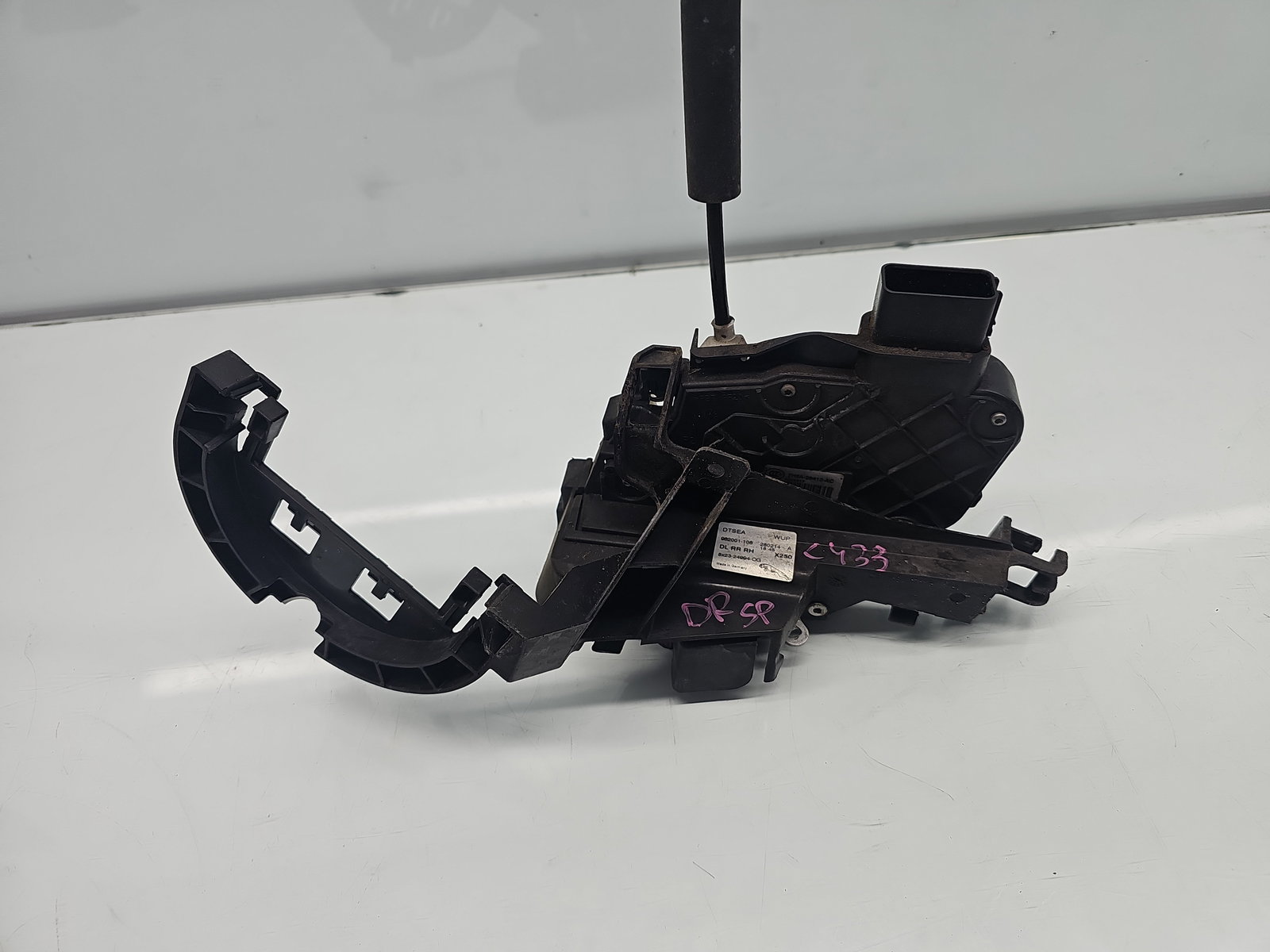 Broasca usa dreapta spate Jaguar XF (X250) [Fabr 2008-2015] Facelift Berlina 7H5A-26412-AC - imagine 2