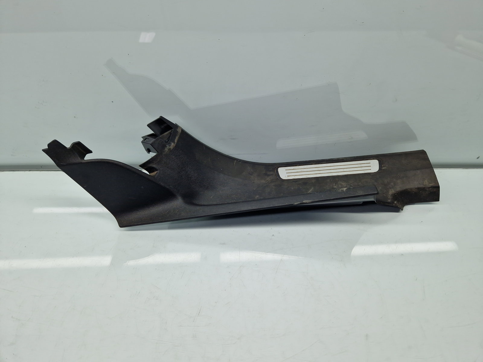 Ornament prag stanga spate Volvo XC90 II [Fabr 2015-2024] SUV 31363747LH - imagine 2