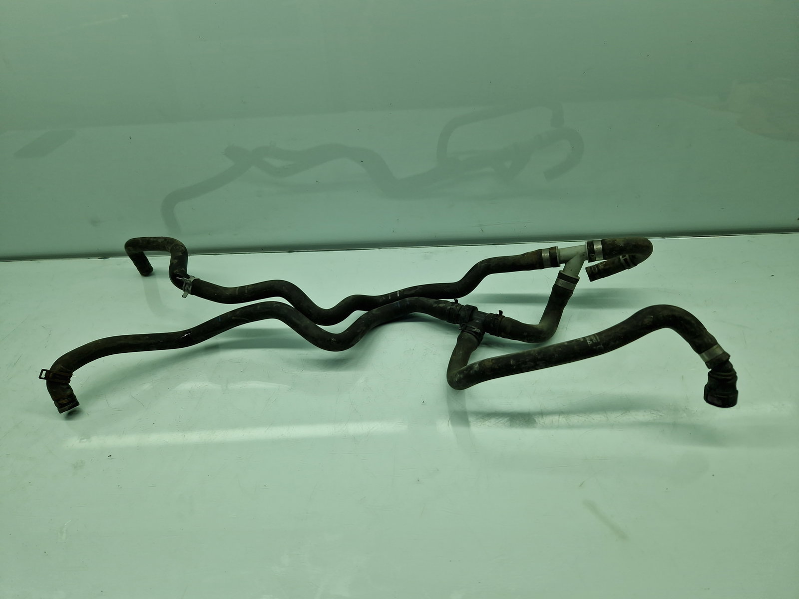 Furtun apa Volvo XC90 II [Fabr 2015-2024] OEM 2.0 Hib B4204T 236KW / 320CP - imagine 1