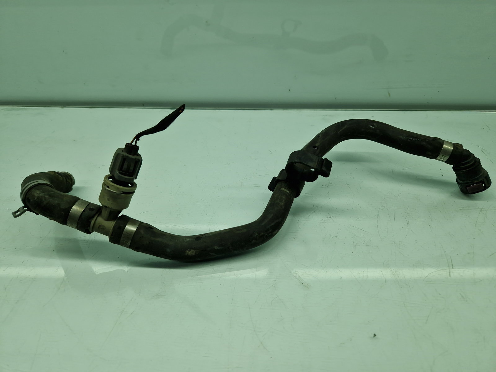 Furtun apa Volvo XC90 II [Fabr 2015-2024] 31439750 2.0 Hib B4204T 236KW / 320CP - imagine 1