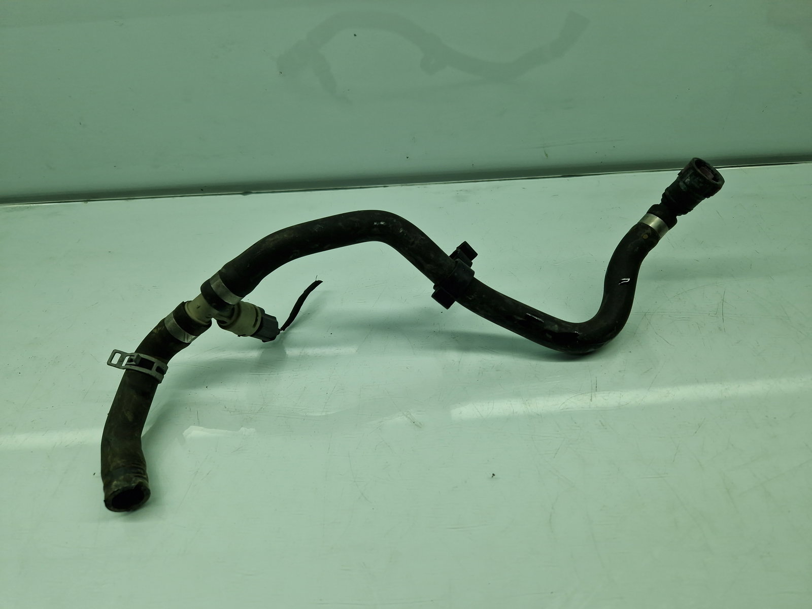 Furtun apa Volvo XC90 II [Fabr 2015-2024] 31439750 2.0 Hib B4204T 236KW / 320CP - imagine 2