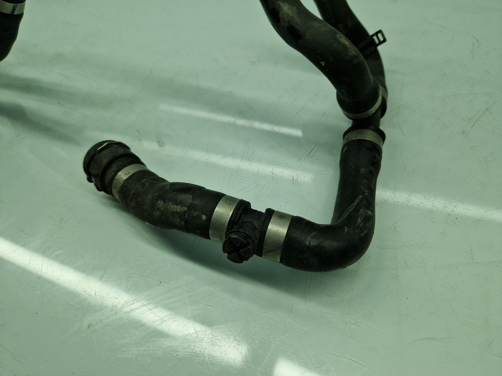 Furtun apa Volvo XC90 II [Fabr 2015-2024] OEM 2.0 Hib B4204T 236KW / 320CP - imagine 4